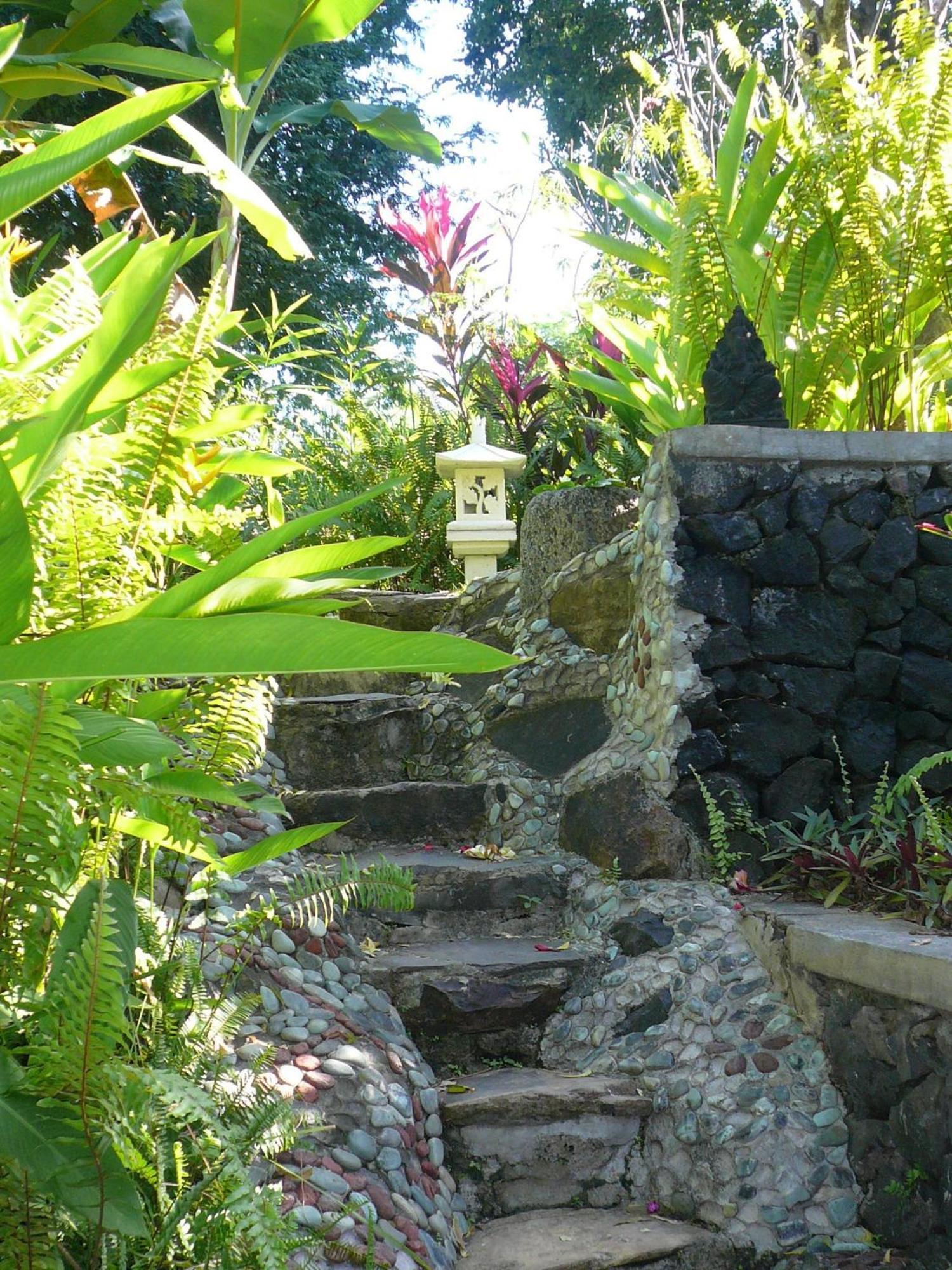 Sananda Bungalow โลวินา ภายนอก รูปภาพ