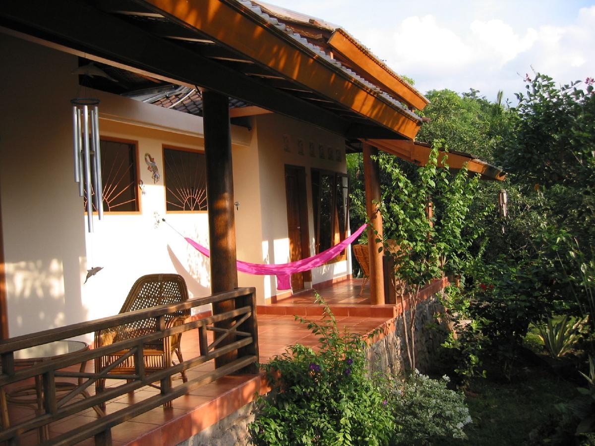 Sananda Bungalow โลวินา ห้อง รูปภาพ